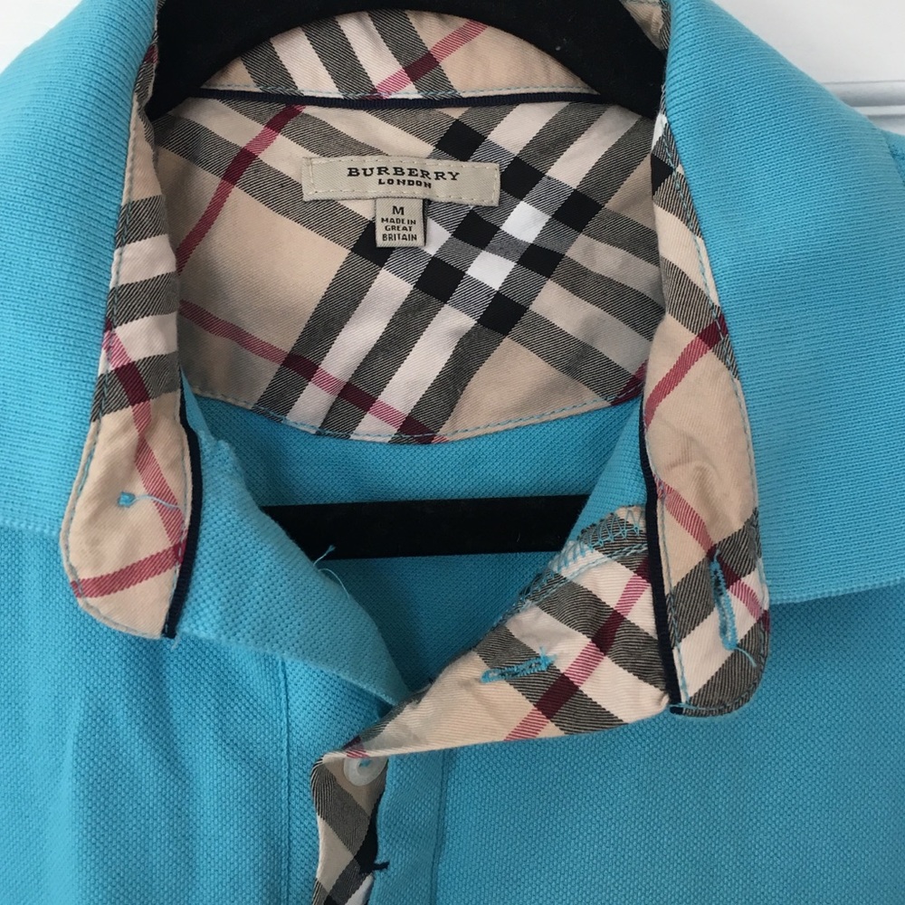 Authentic Burberry polo size medium